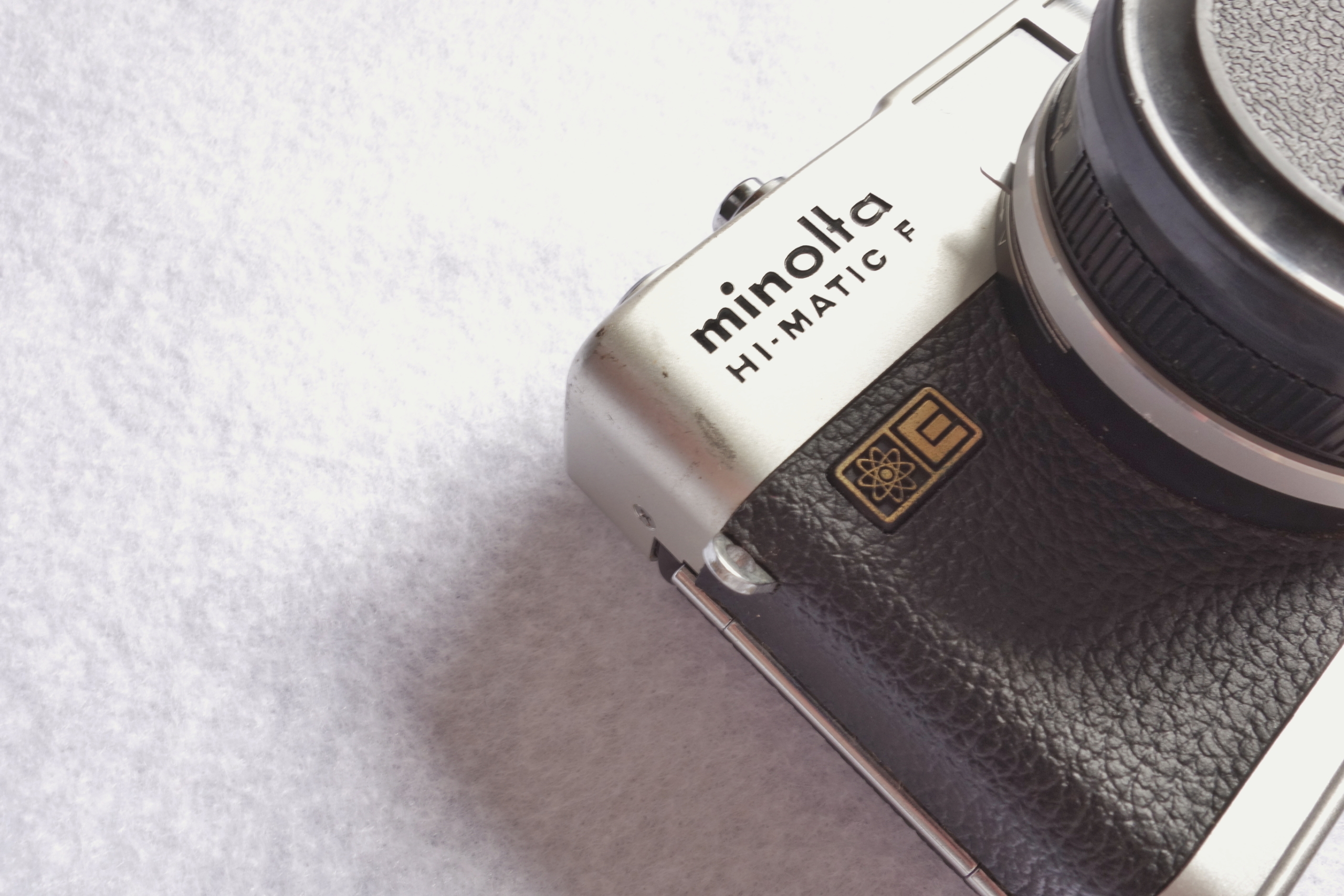 HI-MATIC F」という約50年前のカメラを買いました｜Colorful Clip